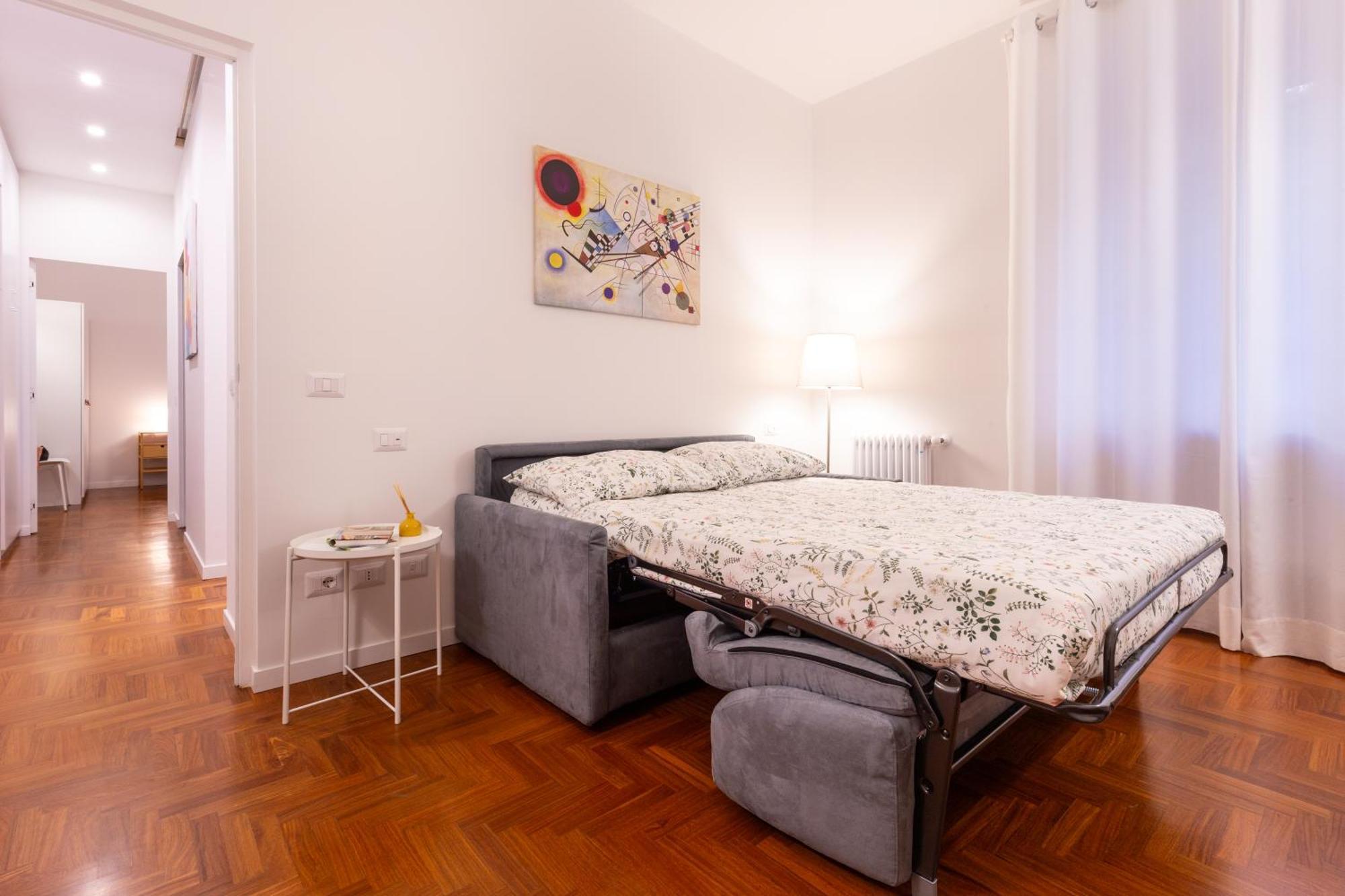 Apartment Poggioli House Up 4Pp Policlinico Rom
